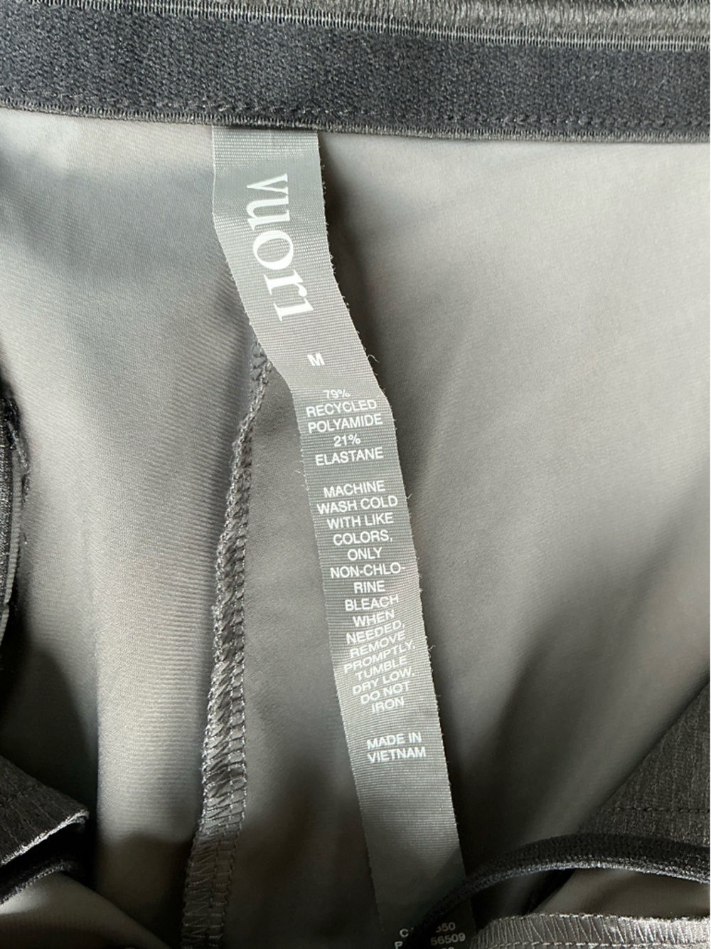 Vuori Fleet Chino Short Charcoal 8” Inseam Men’s Medium - Picture 7 of 8